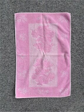 Vtg Rose Pink Cottage Core Granny Core Hand Towel